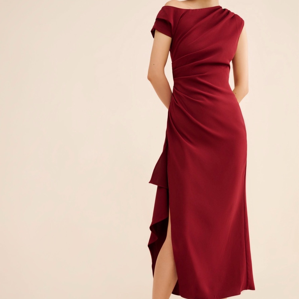 Elliatt One-Shoulder Burgundy Ruched Evening Gown